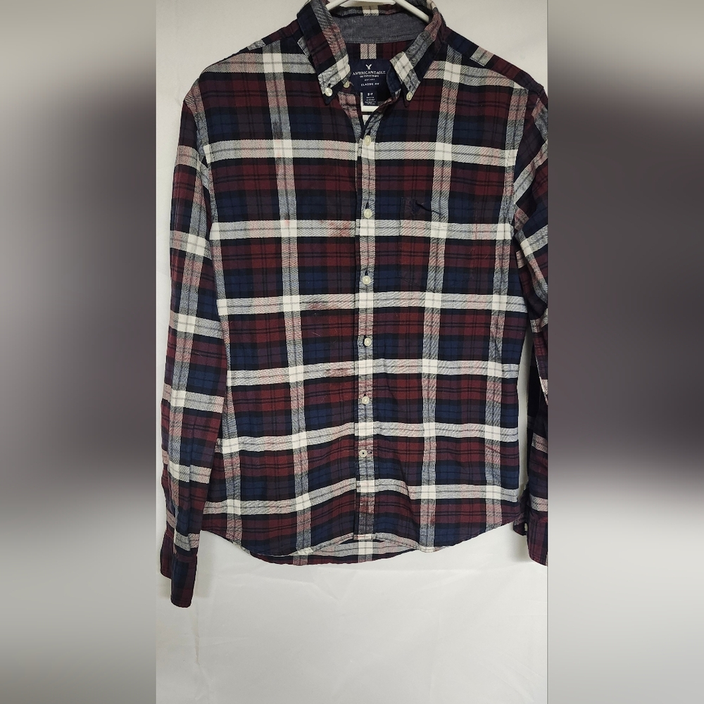 American Eagle Outfitters Red and Blue Plaid Shirt